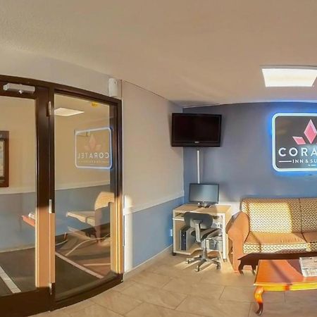 Coratel Inn & Suites By Jasper Hastings Екстериор снимка